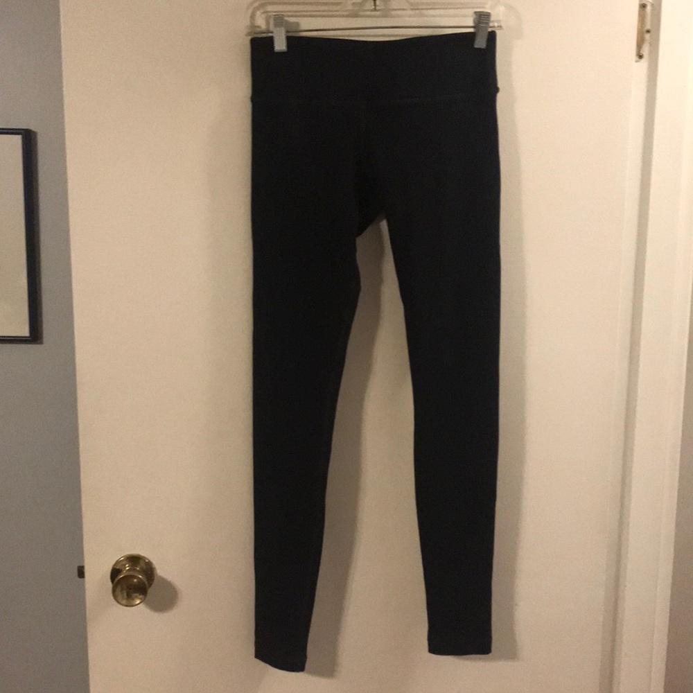 VMMA black leggings